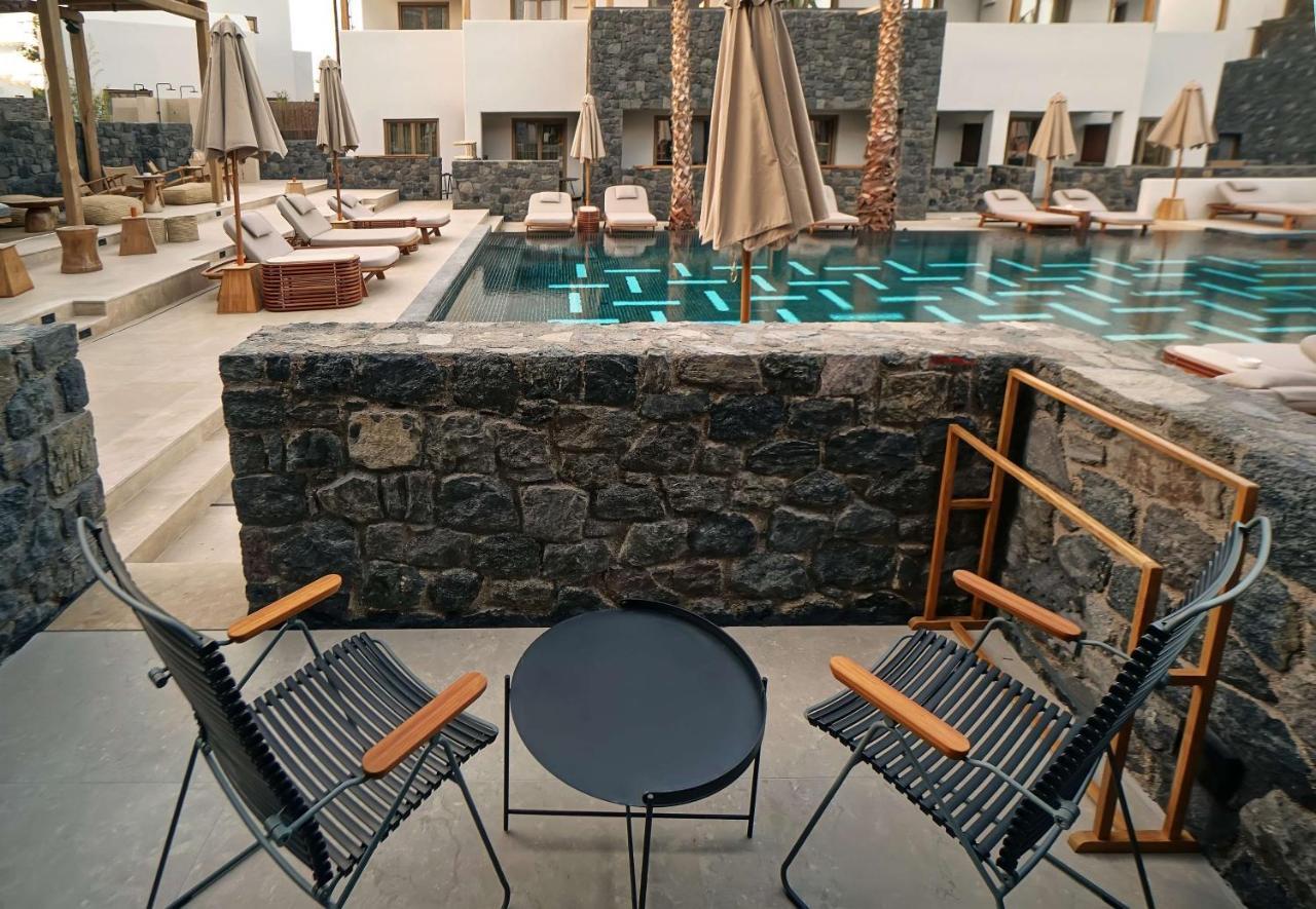 Radisson Blu Zaffron Resort, Santorini (Adults Only) Kamári Exteriér fotografie