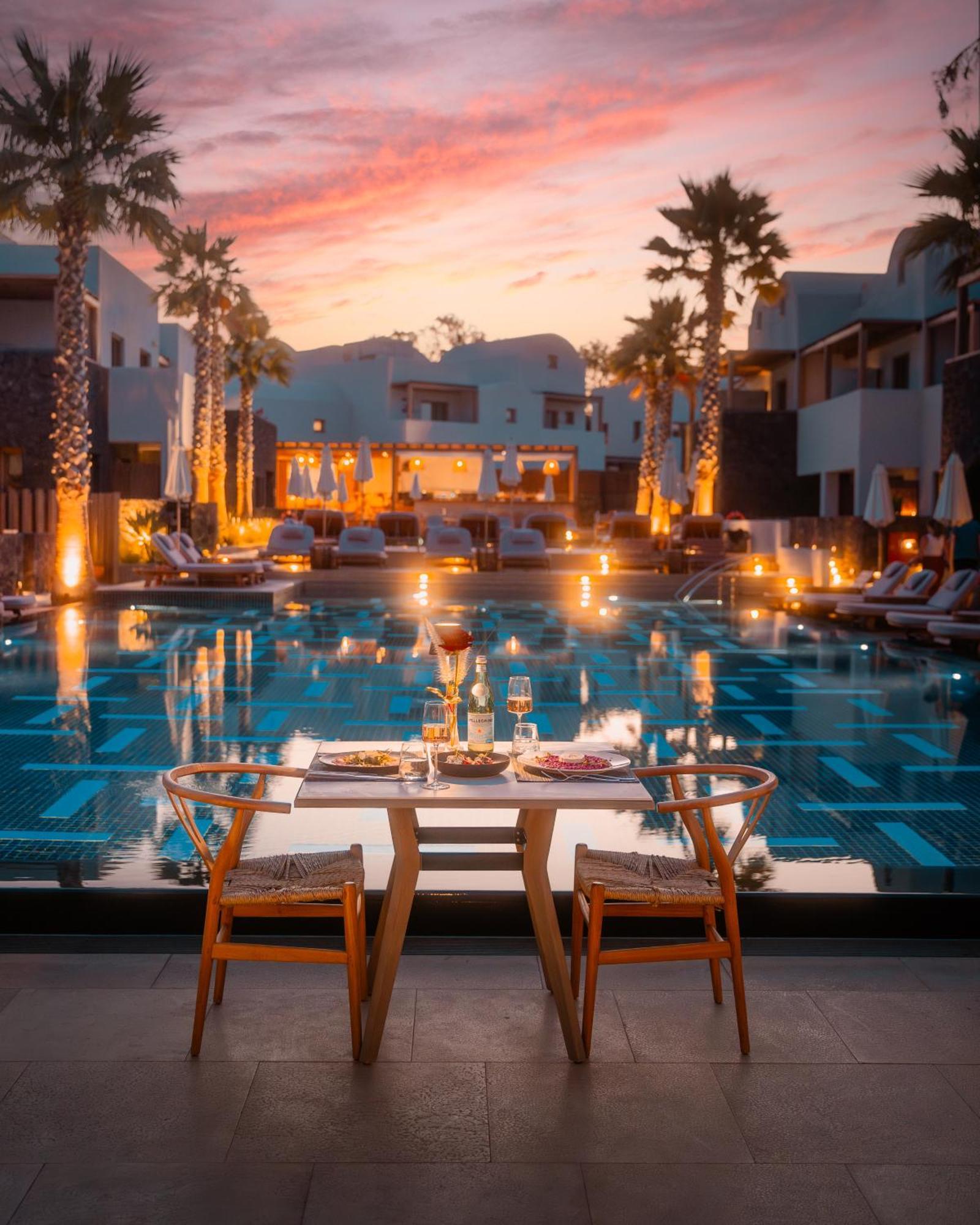 Radisson Blu Zaffron Resort, Santorini (Adults Only) Kamári Exteriér fotografie